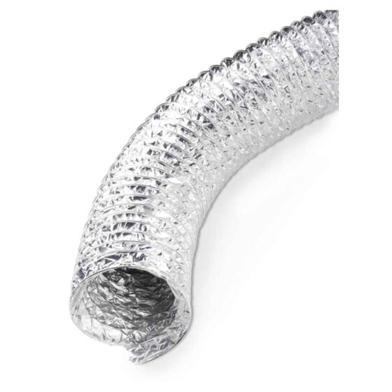 Ventilatorkitet består af en cylindrisk ventilator med en hvid plastoverflade og en metalgitterfront. Den har en diameter på 160 mm og en længde på 100 mm. Kit'et inkluderer tilslutningsledninger og en monteringsplade, der er flad og rektangulær. Udover ventilatoren ses også en rund luftkanal med en glat overflade, der er designet til effektiv luftstrøm.