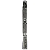 Dynavap M7 XL vaporizer præsenterer en slank, cylindrisk form fremstillet af rustfrit stål. Overfladen har en børstet finish, der skaber en mat tekstur. En detaljeret, gravering pryder midten, og toppen har en konisk form med en lille åbning. Knapperne er diskrete og placeret på siden, mens en indvendig spiral forstærker dampens kvalitet.