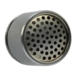 Hyperdyn 5 er en slank, cylindrisk enhed med en børstet metaloverflade, der reflekterer lys. Den har en sort, gummibelagt base med en tekstureret overflade for bedre greb. Knapperne er placeret på siden og præsenterer en simpel, minimalistisk design. Øverste del har en let skrånende form, der afsluttes med en rund åbning. Farverne domineres af sølv og sort.