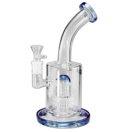 En cylindrisk glasbeholder med en højde på 26 cm og en klar overflade, der viser en glat tekstur. Beholderen har en rund base og en smal hals, hvor der sidder en perkolator i bunden, med flere små huller. Den øverste del har en bred åbning, der er indrammet af en kant. Refleksioner fremhæver glassets klarhed.