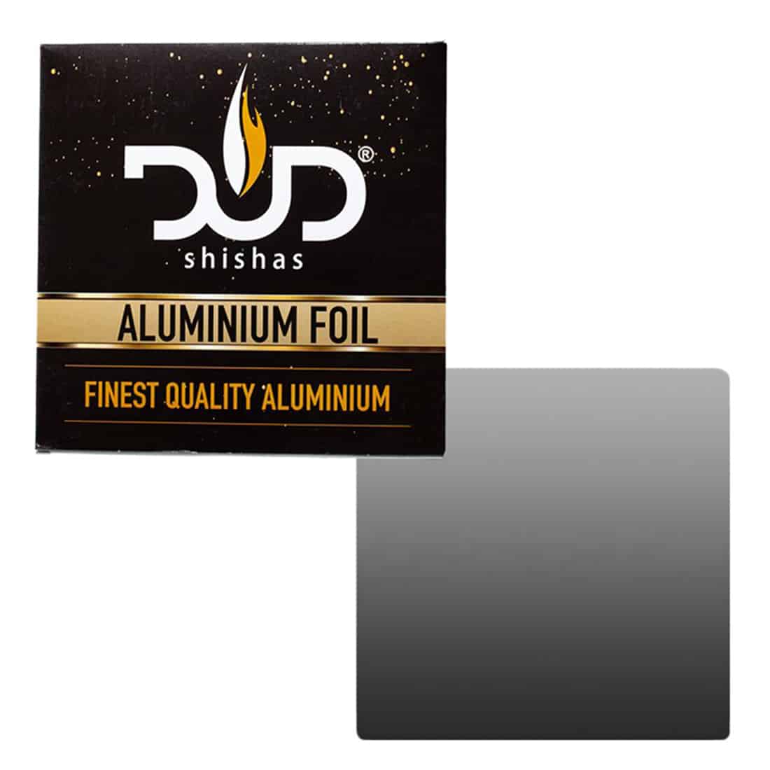 Aluminiumsfolie i sølvgrå farve præsenterer sig i en pakke med 50 stykker. Folien har en glat overflade med en let refleksion, der skaber et skinnende udseende. Hver folie er firkantet med præcise kanter. Pakken er lukket med en tydelig label, der angiver antallet og materialet, hvilket giver en struktureret og organiseret fremtoning.