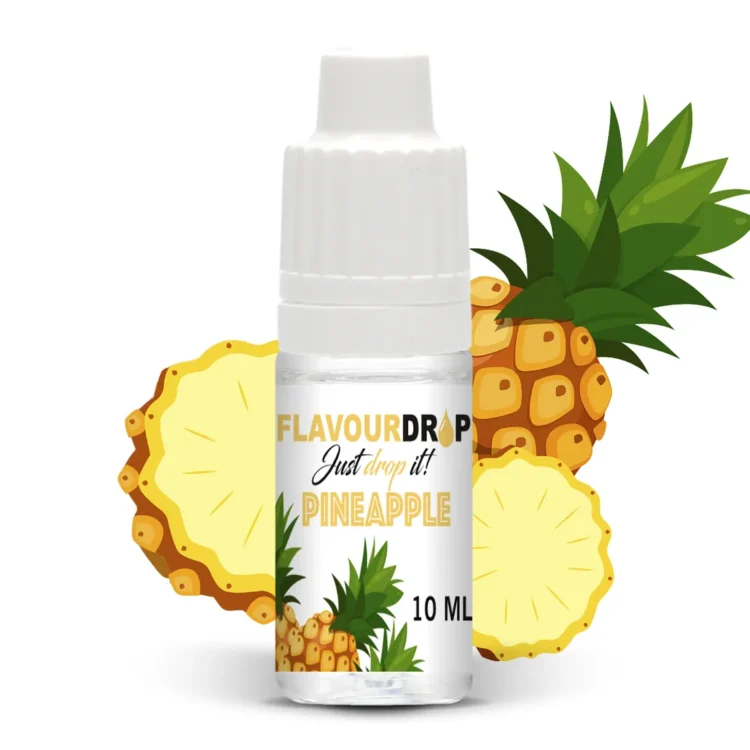 En transparent flaske med en sort skruelåg indeholder en gylden, klar væske. Flaskens etiket er hvid med grønne og gule nuancer og præsenterer teksten "Ananas Aroma" i en tydelig skrifttype. Der er også små grafiske elementer, der illustrerer ananasfrugten. Flaskens form er slank og cylindrisk, hvilket gør den let at håndtere.