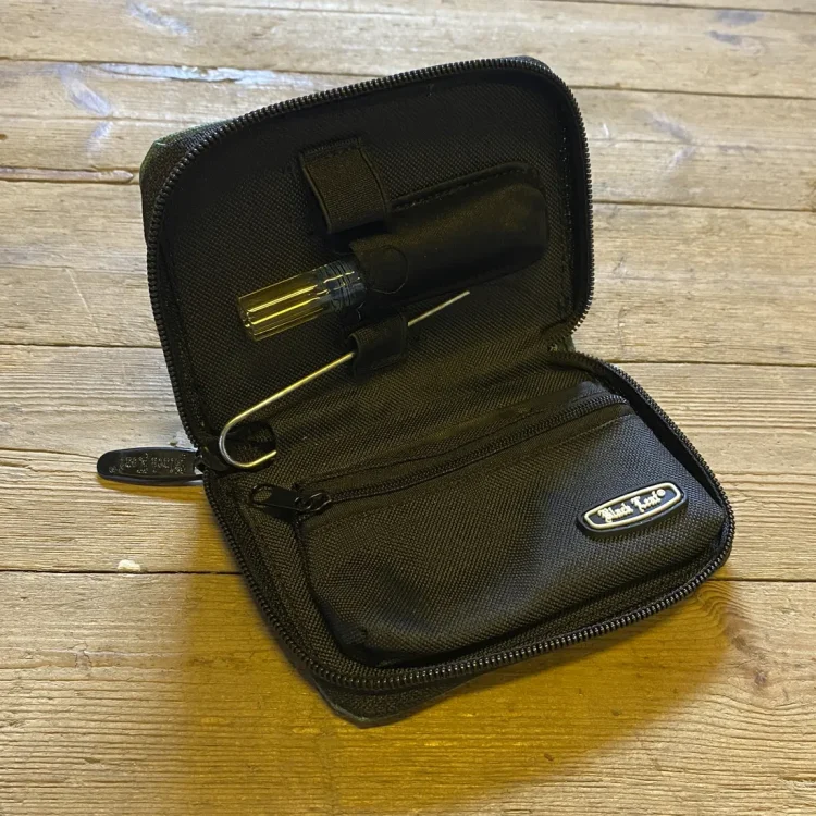 Black Leaf Smokers Wallet m. Chillum (Udgået)