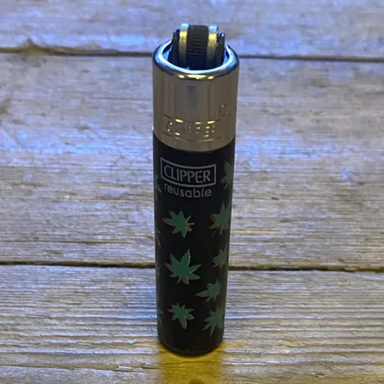 Clipper Lighter Mini Black Hemp (Udgået)