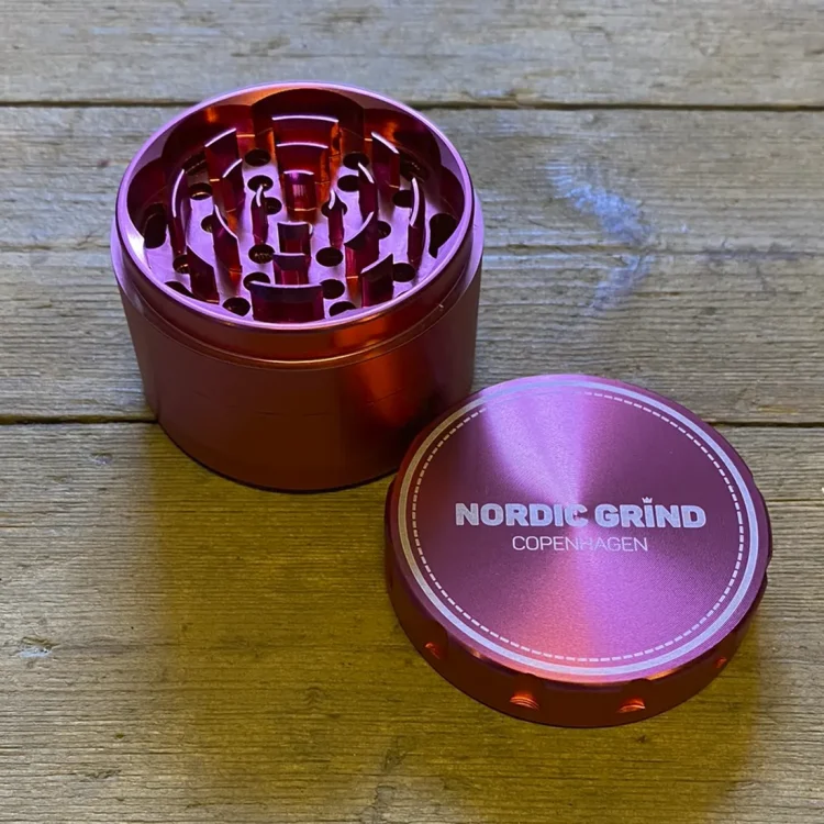 Nordic Grind 4-part Krafla Grinder Pink Ø63 (Udgået)