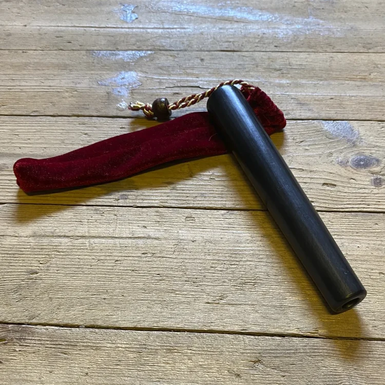 Plain Black Keramisk Chillum 180 mm (Udgået)