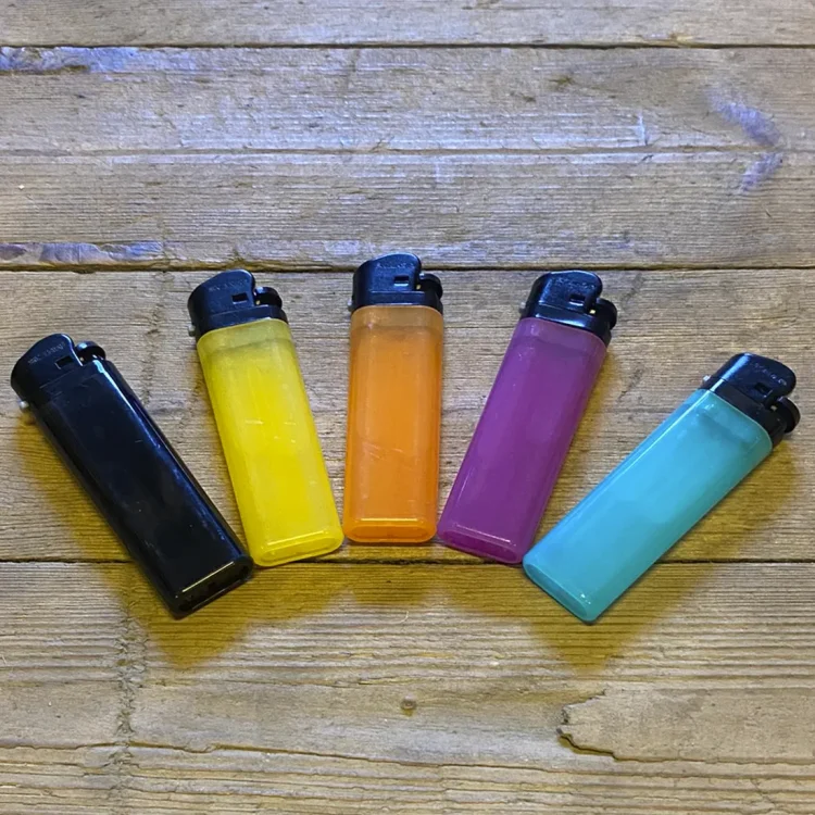SKANDI Engangs Lighter Assorteret 1 stk (Udgået)