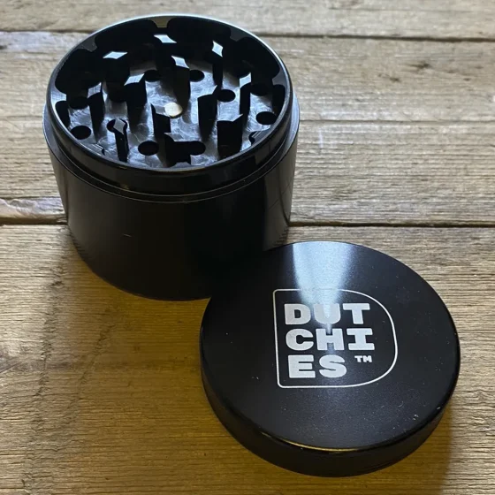 Dutchies 4-Part Metal Grinder Sort Ø62 (Udgået)
