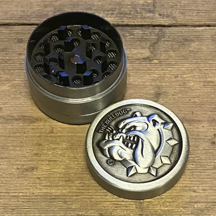 The Bulldog 4 Part Metal Grinder Ø40 (Udgået)