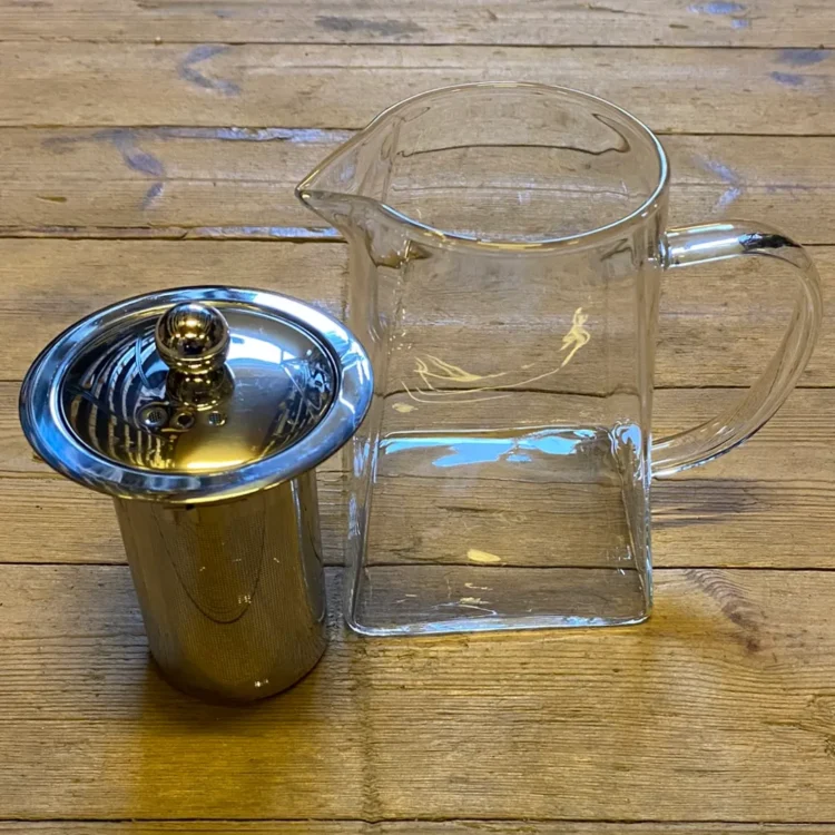 AW World - Glas Tepotte 750 ml (Udgået)