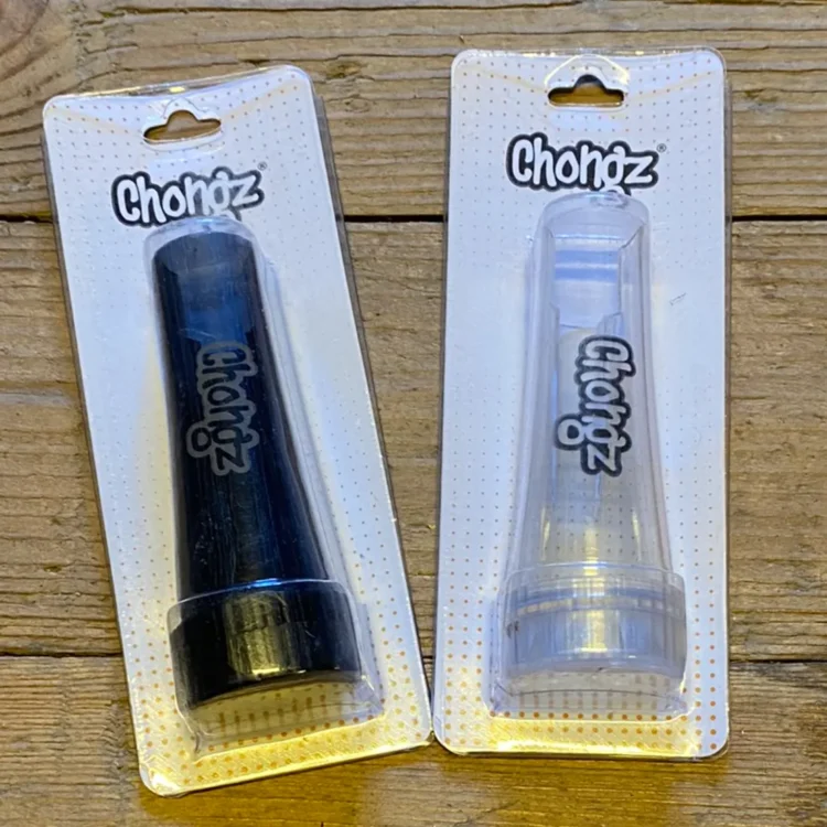 Chongz 'Lighter Sleeve & Grinder' Tilfældig Farve (Udgået)