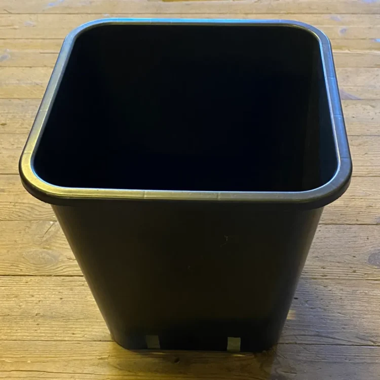 Firkantet Potte 9L 23x26cm (Udgået)