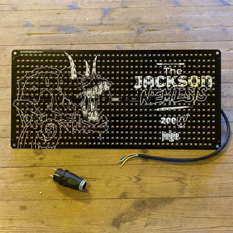 The Jackson Nemesis LED 200W (Udgået)