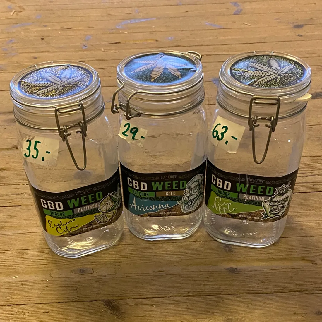CBD Weed Jar 100g Tilfældig Udgave (Let Brugt)