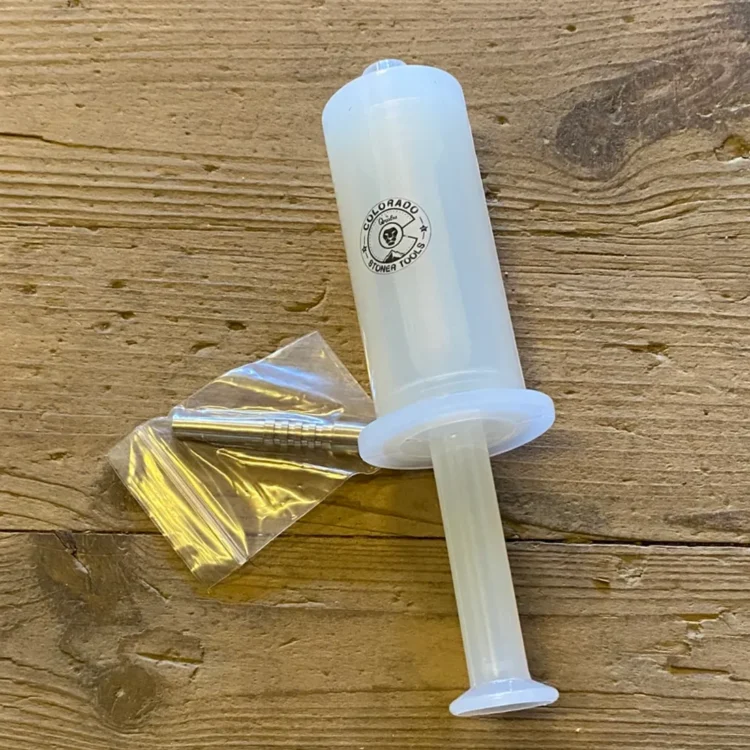 Qnubu Silikone Sprøjte m. Titanium Spids (Udgået)