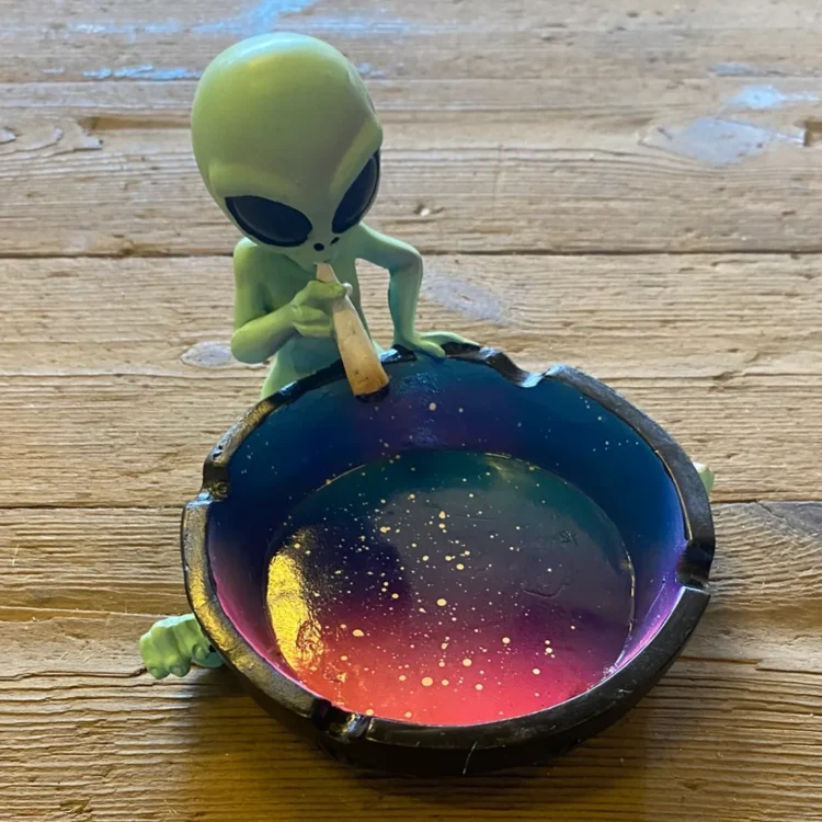 Smoking Alien Askebæger Grå Ø95 (Udgået)