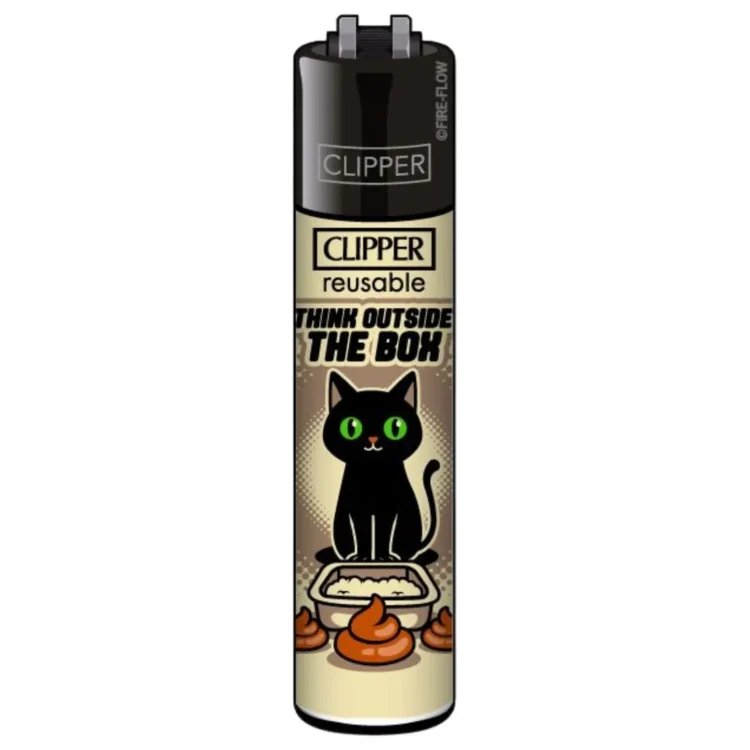 Clipper Lighter Think Outside The Box med sort top og "CLIPPER" over en sort kat med grønne øjne på cremefarvet baggrund.