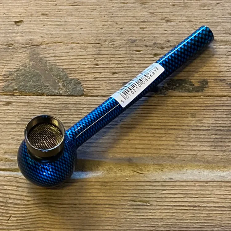 Rund Glas Pibe 40x120mm Blå med sort netmønster og hvid stregkodeetiket på skaftet. Hovedet har en messingfarvet rist.